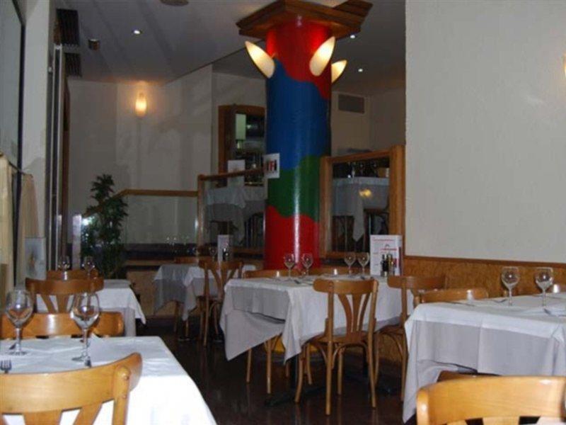 莱斯克劳斯酒店 安道尔城 餐厅 照片